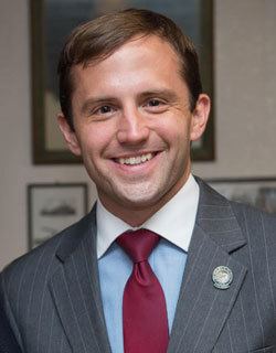 Elliot Anderson wwwassemblymanandersoncomgelliotheadshot2015