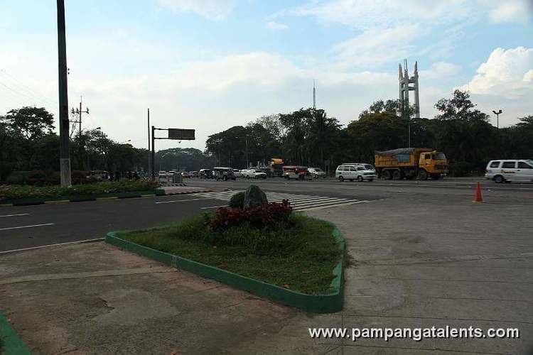 Elliptical Road Pedestrian Lanes at East Avenue and Elliptical Road Diliman Quezon City