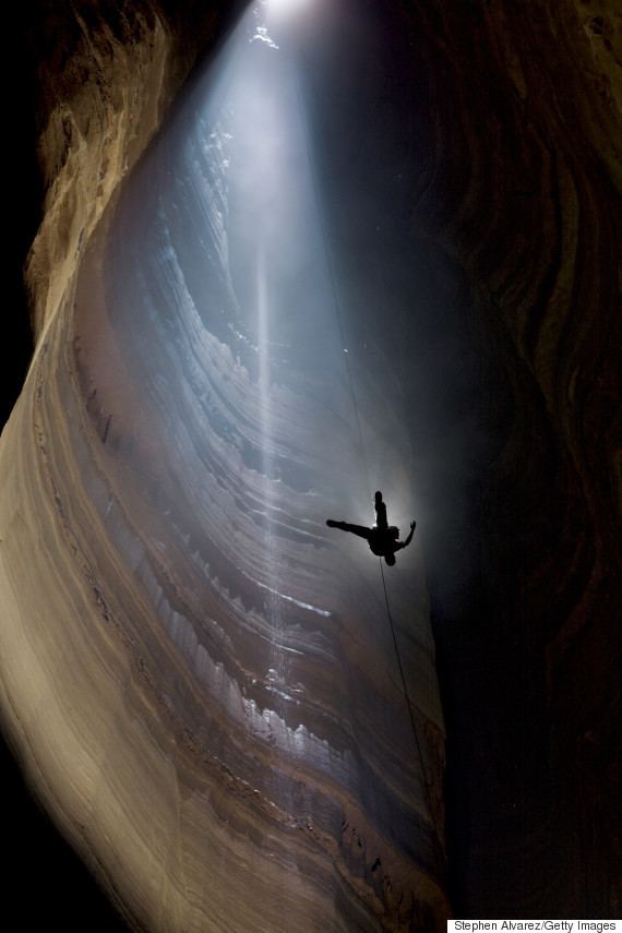 Ellison's Cave Photos Show SpineTingling Drop Down Deepest Cave Pit In The US
