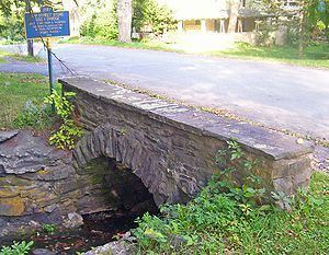 Elm Street Stone Arch Bridge httpsuploadwikimediaorgwikipediacommonsthu