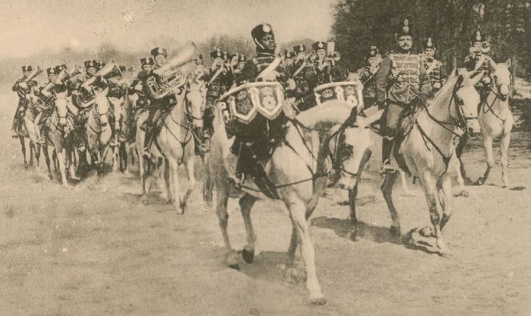 Elo Sambo Kettledrummer Elo Sambo leads the band of the Prussian Life Guard
