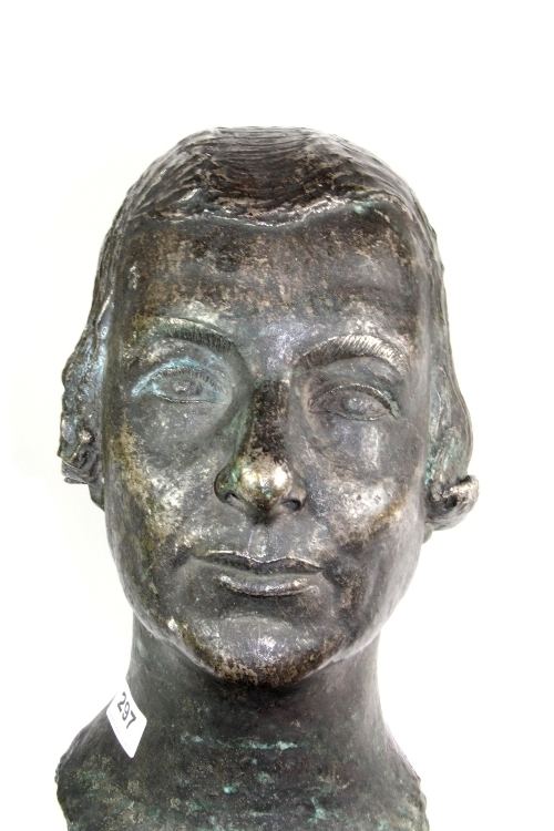 Elsa Fraenkel Elsa Fraenkel 18921975 Signed bronze bust of a woman H38cm