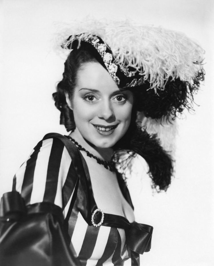 Elsa Lanchester Elsa Lanchester Wikipedia the free encyclopedia