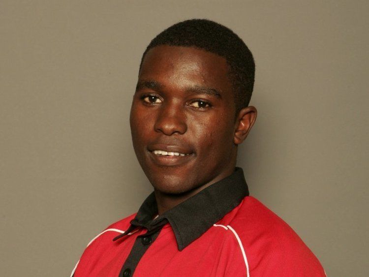 Elton Chigumbura (Cricketer)