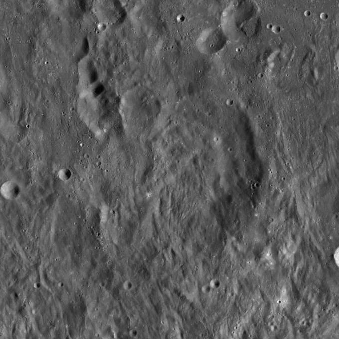 Elvey (crater)