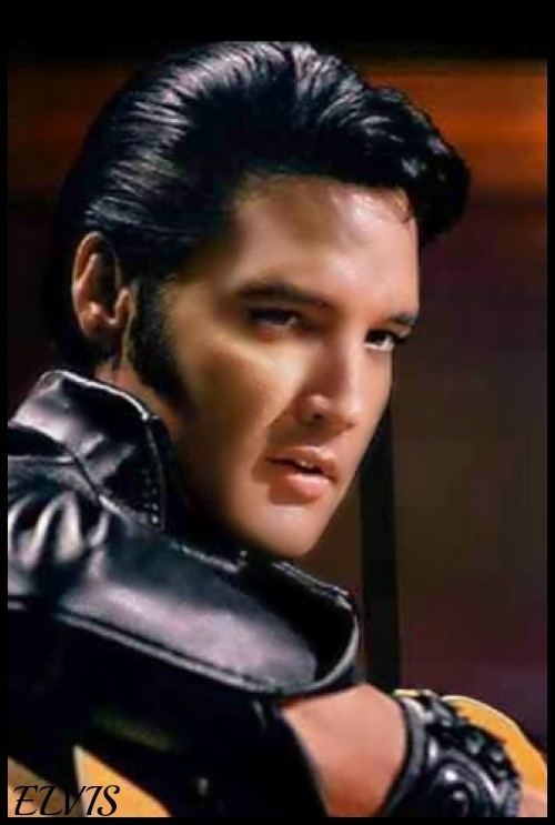 Elvis (1968 TV program) Elvis Presley in his 1968 Comeback Special Pinteres