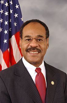 Emanuel Cleaver httpsuploadwikimediaorgwikipediacommonsthu