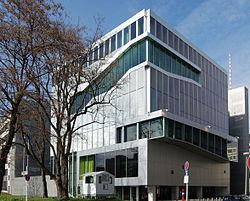 Embassy of the Netherlands, Berlin httpsuploadwikimediaorgwikipediacommonsthu