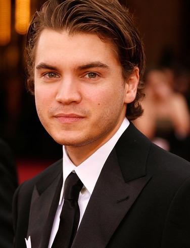 Emile Hirsch Emile Hirsch Celebrity Profile News Gossip amp Photos AskMen