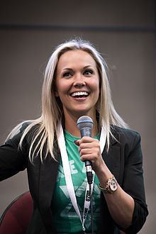 Emilie Ullerup httpsuploadwikimediaorgwikipediacommonsthu