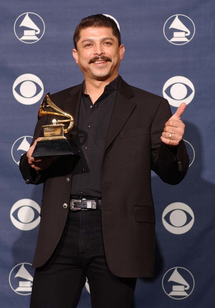 Emilio Navaira Emilio Navaira New Music And Songs