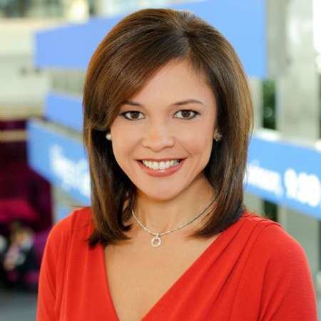 Emily Chang (journalist) Emily Chang Bio affair married spouse salary net worth