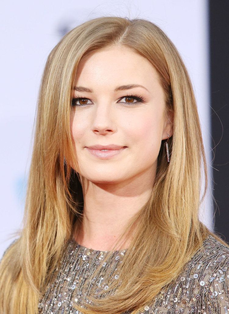 Emily VanCamp Emily Vancamp SXSW Isn39t the Only Place Stars Are