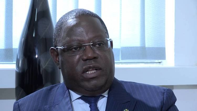 Emmanuel Issoze-Ngondet ENTRETIEN GABON24 Emmanuel ISSOZE NGONDET Ministre des Affaires