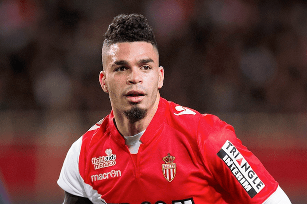 Emmanuel Rivière Newcastle attempt to win Emmanuel Riviere race ahead of Arsenal and