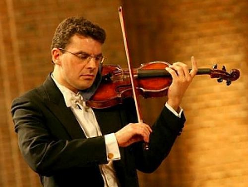 Emmanuele Baldini Orquestra de Guarulhos recebe violinista da OSESP no Teatro