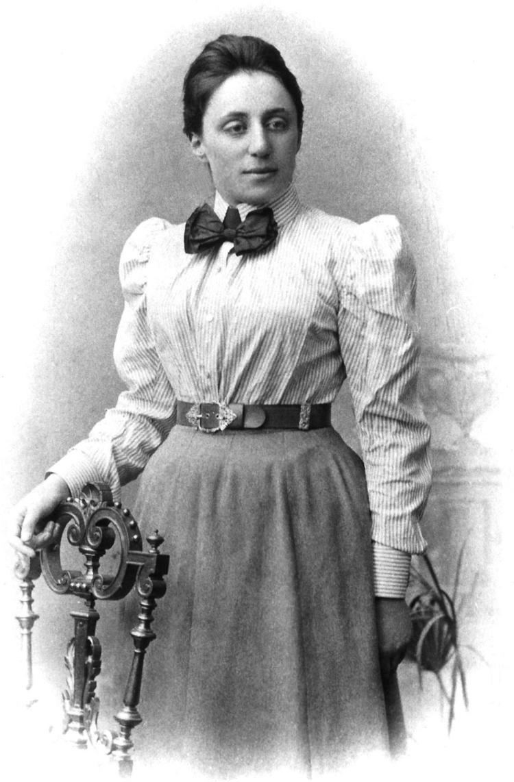 Emmy Noether Emmy Noether Wikipedia the free encyclopedia