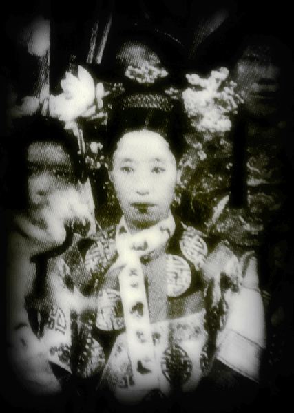 Empress Dowager Longyu JTT presents A Little Known Chapter of History The Curse