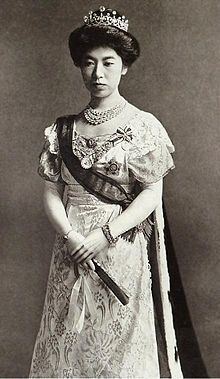 Empress Teimei httpsuploadwikimediaorgwikipediacommonsthu