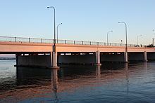 Endeavour Bridge httpsuploadwikimediaorgwikipediacommonsthu