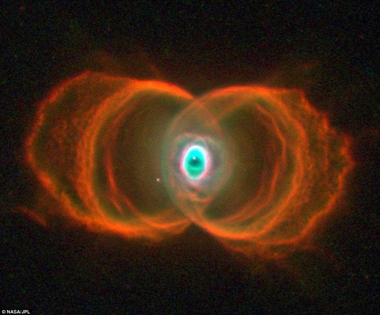 Engraved Hourglass Nebula MyCn18 The Hourglass Nebula39s life comes to an end as it runs out