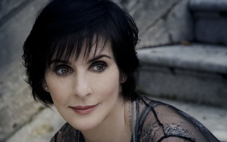 Enya 2bpblogspotcomx9wQLs2YIVWrMoKsyOIAAAAAAA