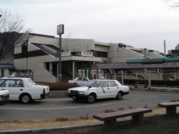 Enzan Station