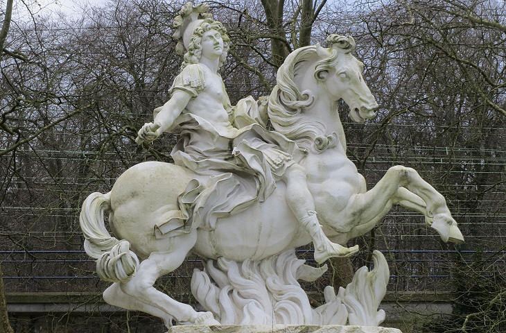 Equestrian Statue of King Louis XIV (Bernini) Bernini39s Exiled Statue The Equestrian Statue of King Louis XIV