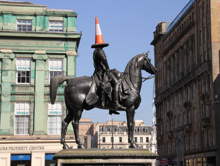 Equestrian statue of the Duke of Wellington, Glasgow Equestrian Statue of Duke of Wellington The traffic cone o Flickr
