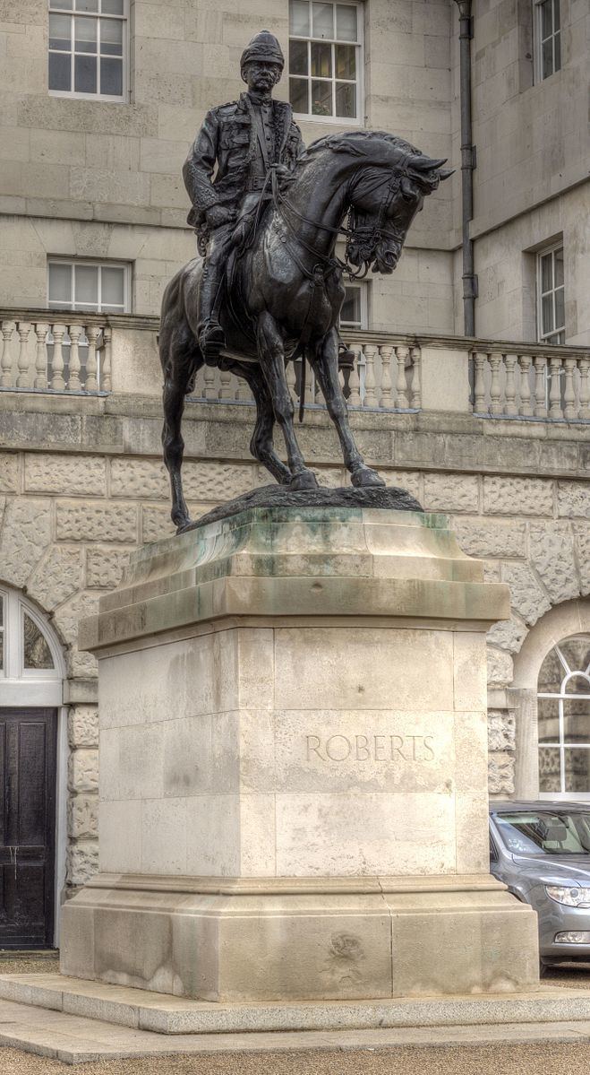 Equestrian statue of the Earl Roberts, London