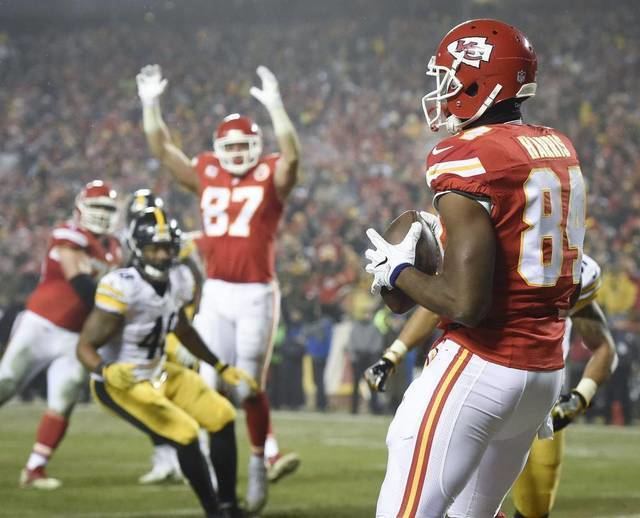 Eric Fisher (American football) Travis Kelce KC Chiefs teammates defend Eric Fisher after holding