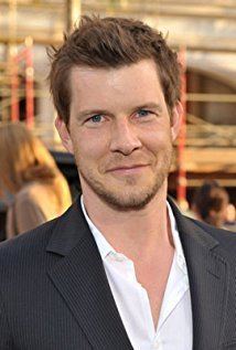 Eric Mabius iamediaimdbcomimagesMMV5BMTQxMjY5MDk4NV5BMl5