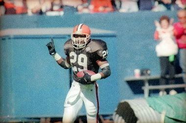 Eric Turner (American football) Cleveland Browns 100 best alltime players No 82 Eric Turner