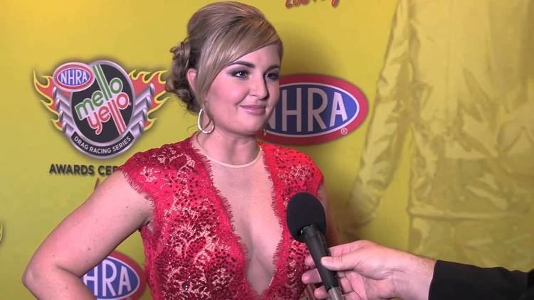 Erica Enders-Stevens Erica Enders interviewed on the red carpet Mello Yello