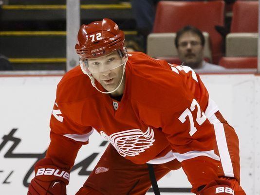 Erik Cole Erik Cole done with Detroit Red Wings after spinal contusion