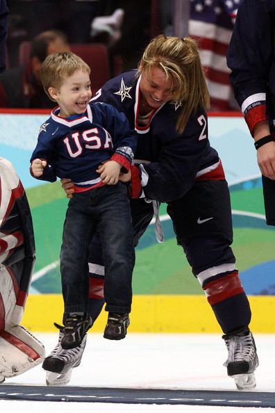 Erika Lawler Erika Lawler Photos Ice Hockey Day 14 Zimbio