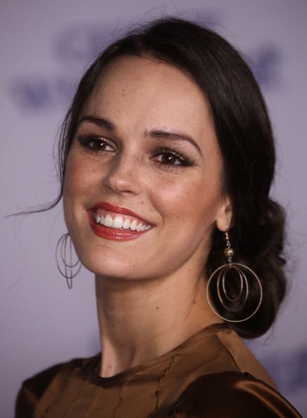 Erin Cahill Erin Cahill Photos CBS Celebrates The quotGhost Whisperer
