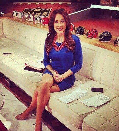 Erin Coscarelli Erin Coscarelli American SportscasterPanellist of