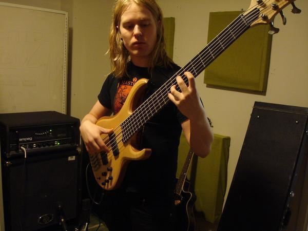 Erlend Caspersen Soreption Bass tone SevenStringorg