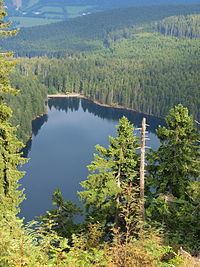 Černé jezero httpsuploadwikimediaorgwikipediacommonsthu