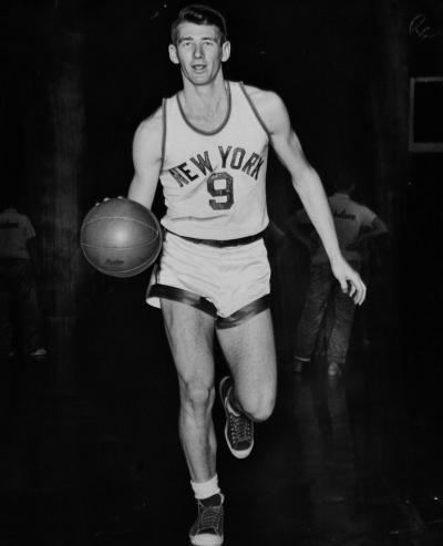 Ernie Vandeweghe Former Knick Ernie Vandeweghe dies at 86 NY Daily News