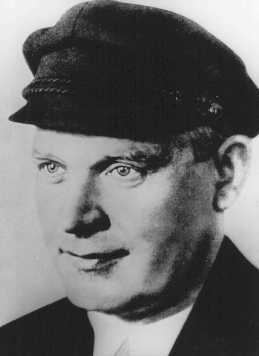Ernst Thälmann ExecutedTodaycom 1944 Ernst Thlmann German Communist