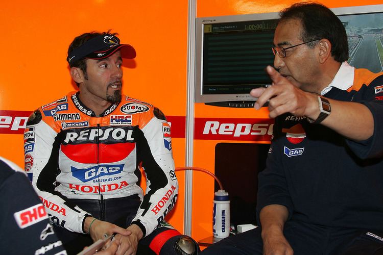 Erv Kanemoto Max Biaggi with Erv Kanemoto at French GP MotoGP Photos