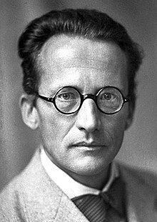 Erwin Schrödinger httpsuploadwikimediaorgwikipediacommonsthu