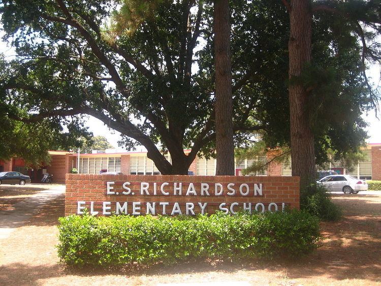 E.S. Richardson Elementary School