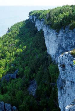 Escarpment The Niagara Escarpment Bruce Trail