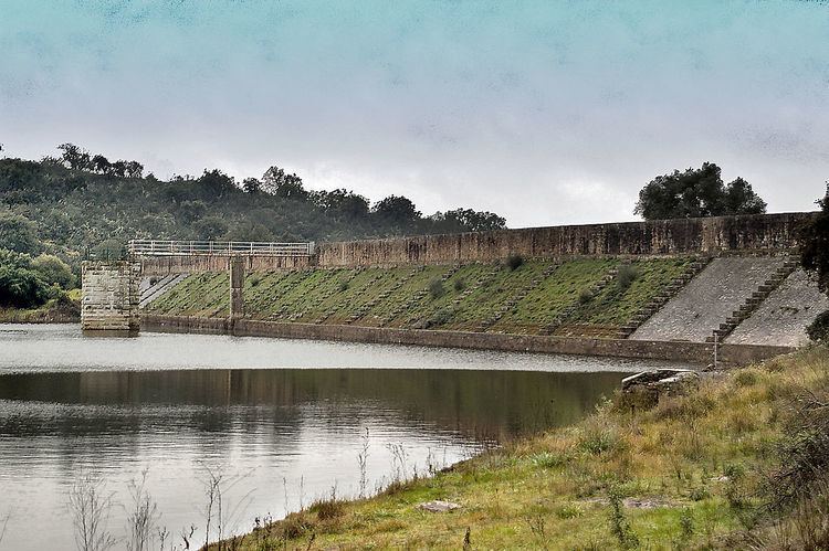 Esparragalejo Dam