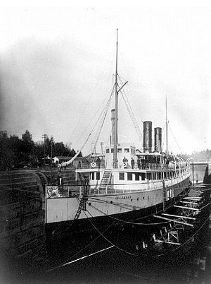 Esquimalt Royal Navy Dockyard httpsuploadwikimediaorgwikipediacommonsthu