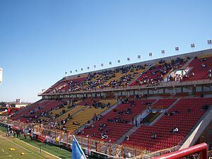 Estadio Centenario (Resistencia) httpsuploadwikimediaorgwikipediacommonsthu