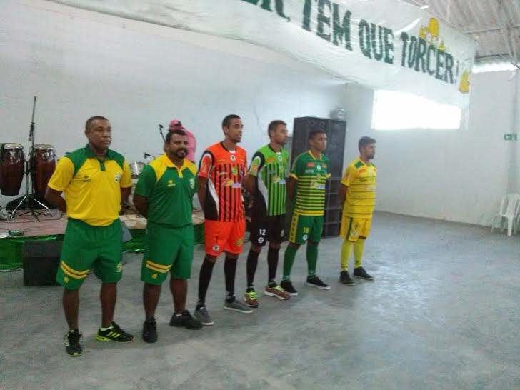 Estanciano Esporte Clube Estanciano apresenta novo uniforme e vence amistoso com o Largarto